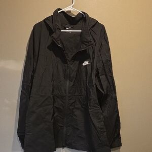 Nike Men's Bkack Windbreaker Jacket